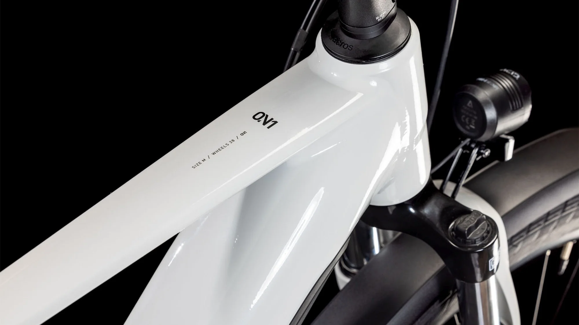 Touring Hybrid One 500 hoge instap