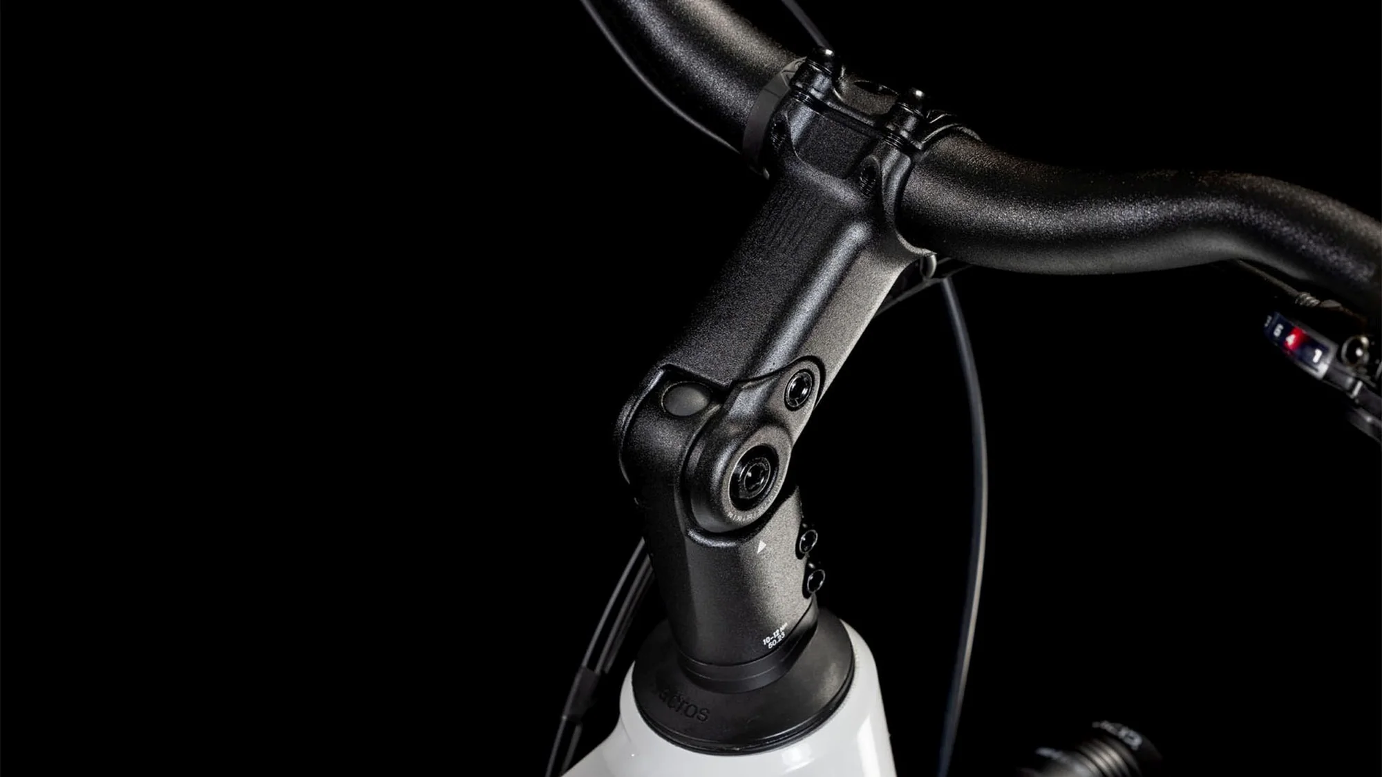 Touring Hybrid One 500 hoge instap