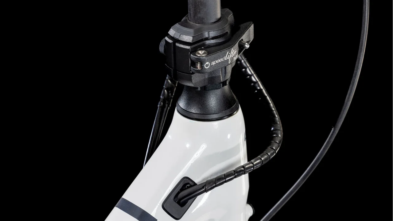 Compact Hybrid 500