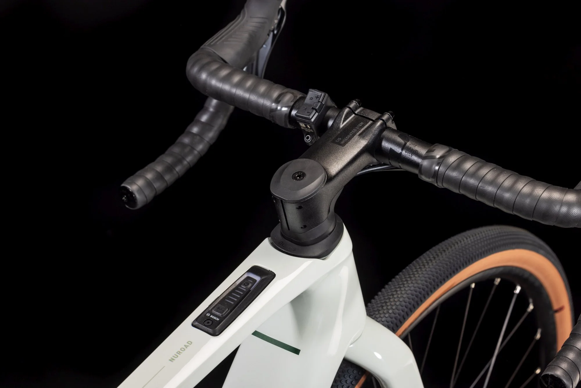 Nuroad Hybrid C:62 Race 400X