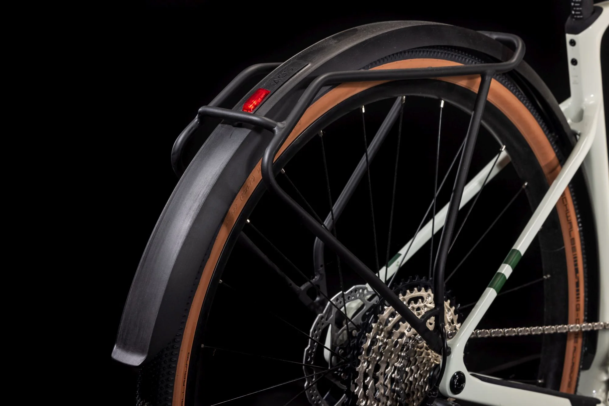 Nuroad Hybrid C:62 Race FE 400X
