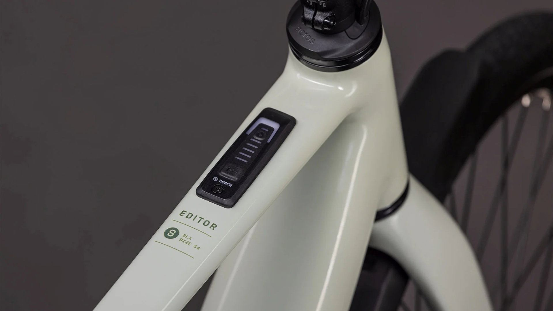 Editor Hybrid SLX 400X FE hoge instap