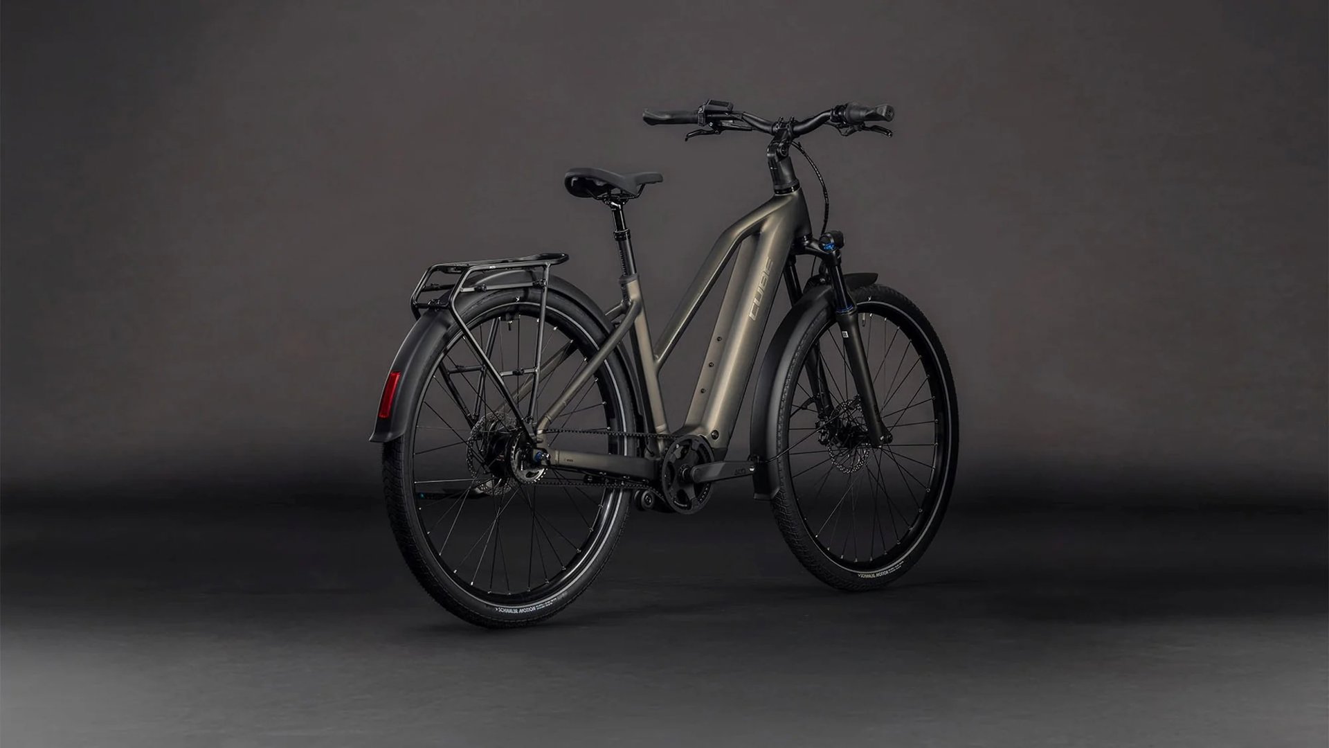 Touring Hybrid Comfort SLX 800 mixed