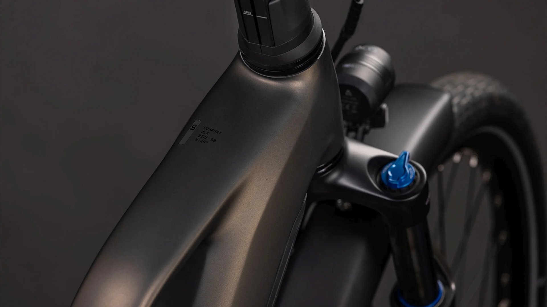Touring Hybrid Comfort SLX 800 mixed