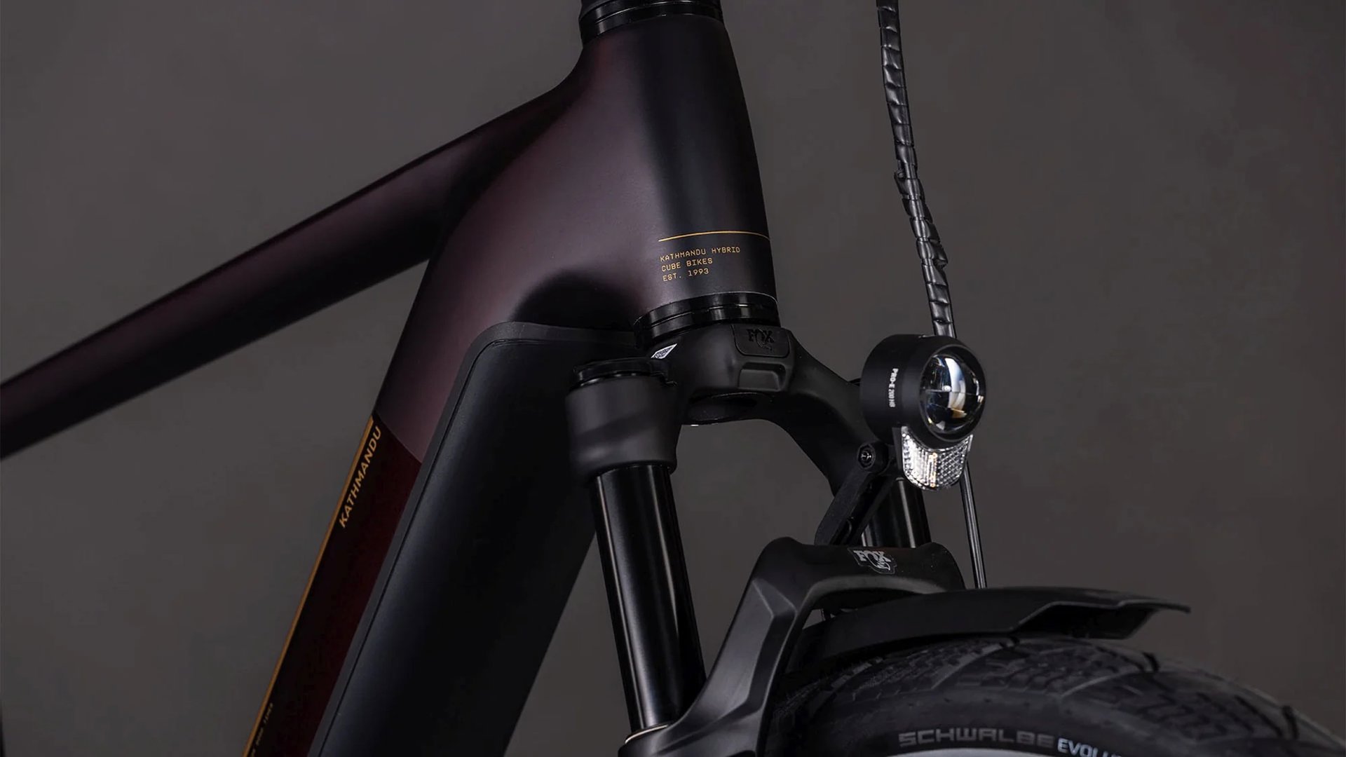 Kathmandu Hybrid Comfort SLX 800 hoge instap