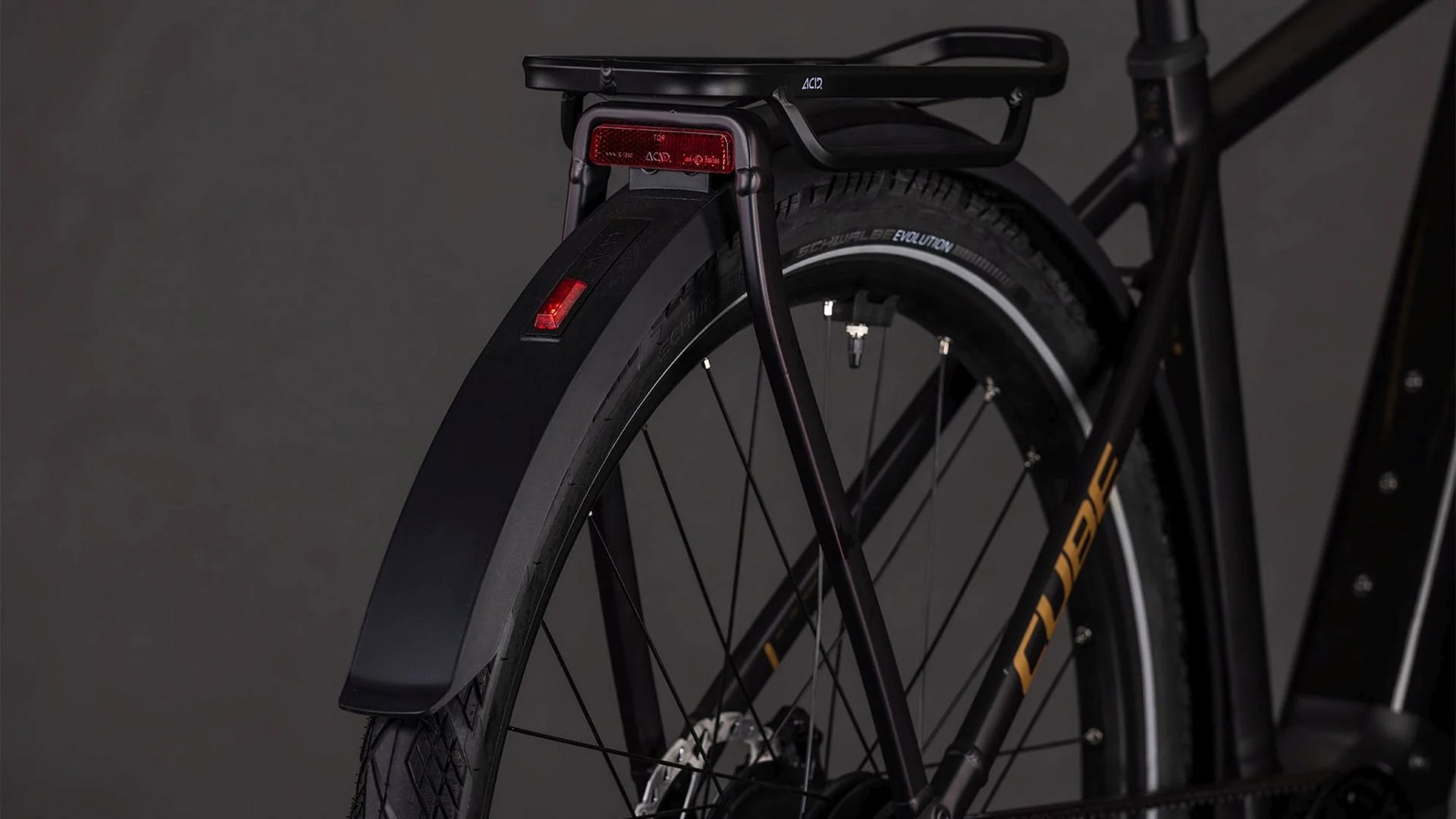 Kathmandu Hybrid Comfort SLX 800 hoge instap