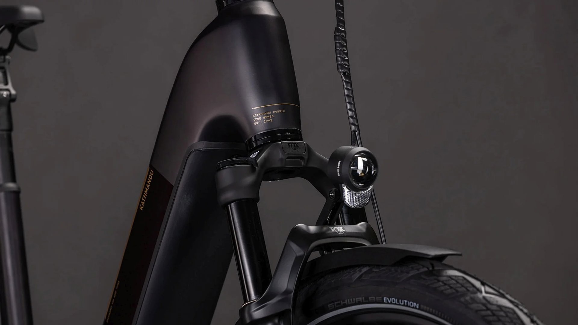 Kathmandu Hybrid Comfort SLX 800 lage instap