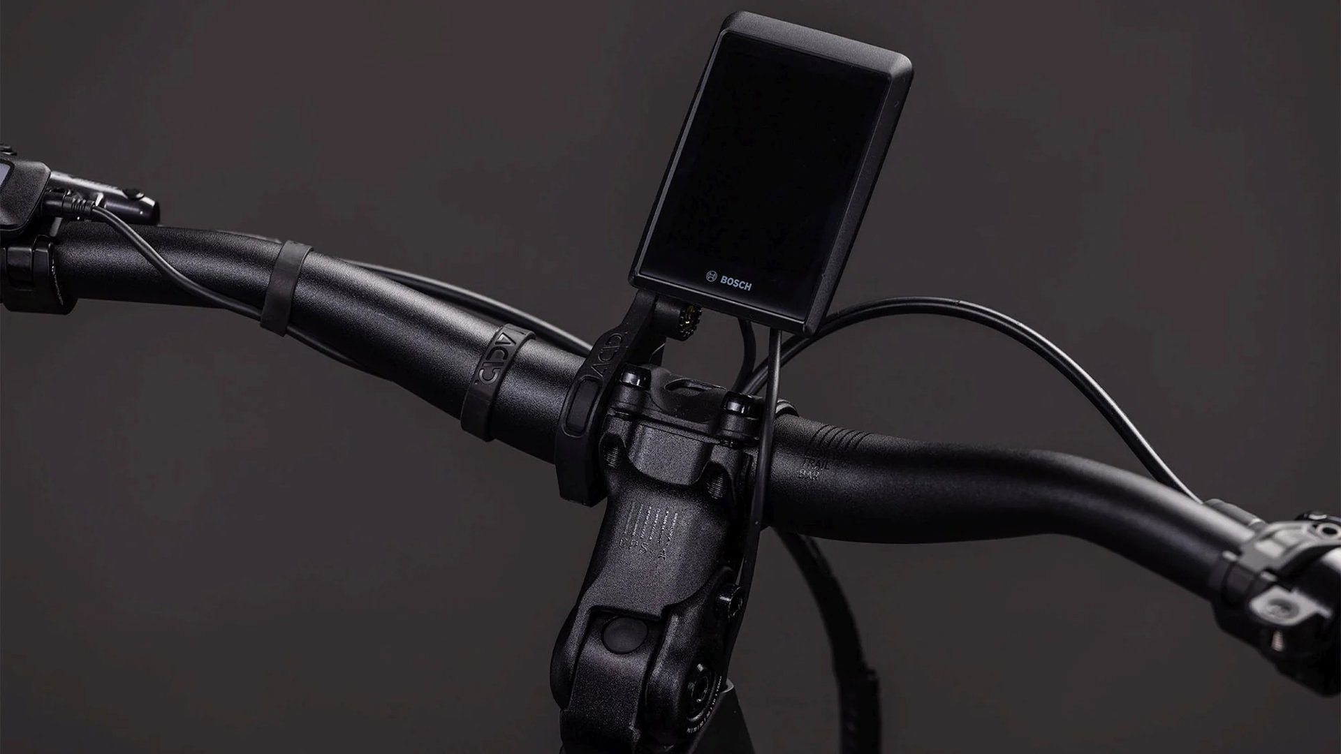 Kathmandu Hybrid Comfort SLX 800 mixed