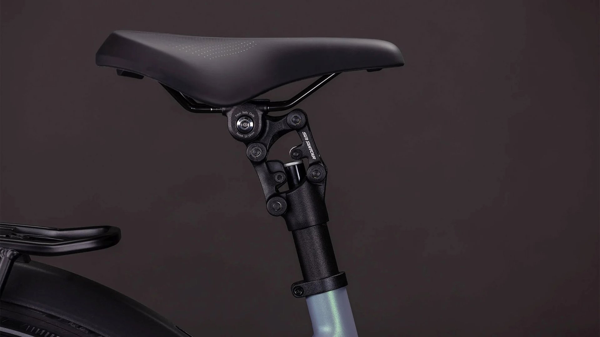 Supreme Hybrid Deluxe SLX 600 lage instap