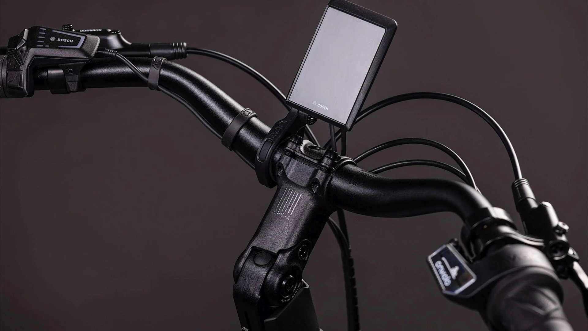 Supreme Hybrid Deluxe SLX 600 lage instap