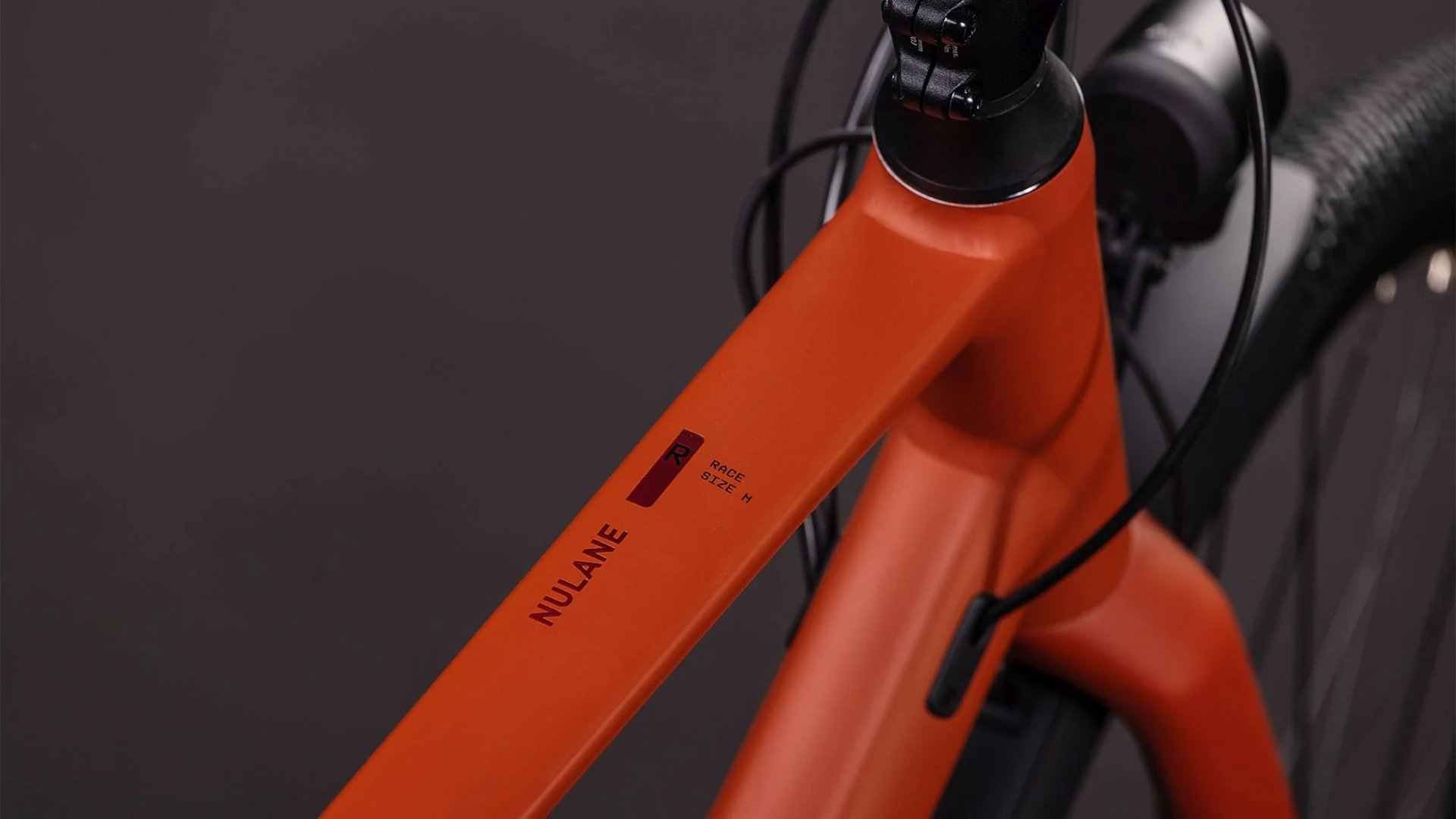 Nulane Race FE hoge instap