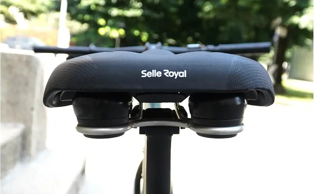 Lookin Evo Relaxed Stracciatella zadel