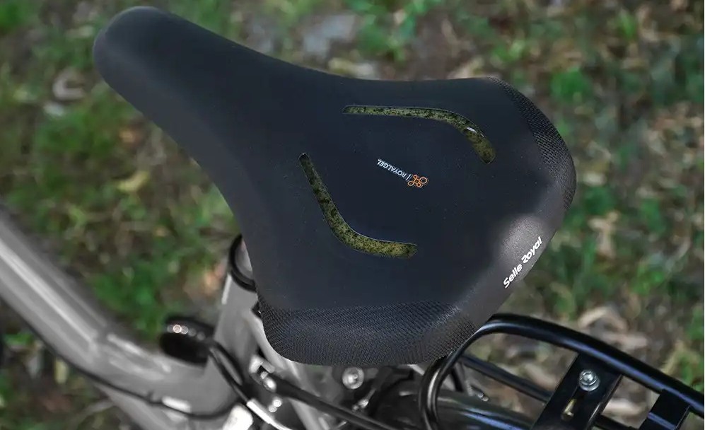 Lookin Evo Moderate Stracciatella zadel