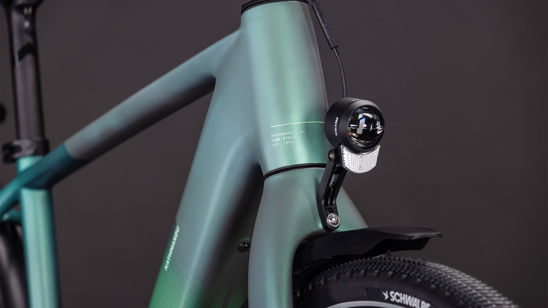 Kathmandu Hybrid C:62 SLT 400X hoge instap