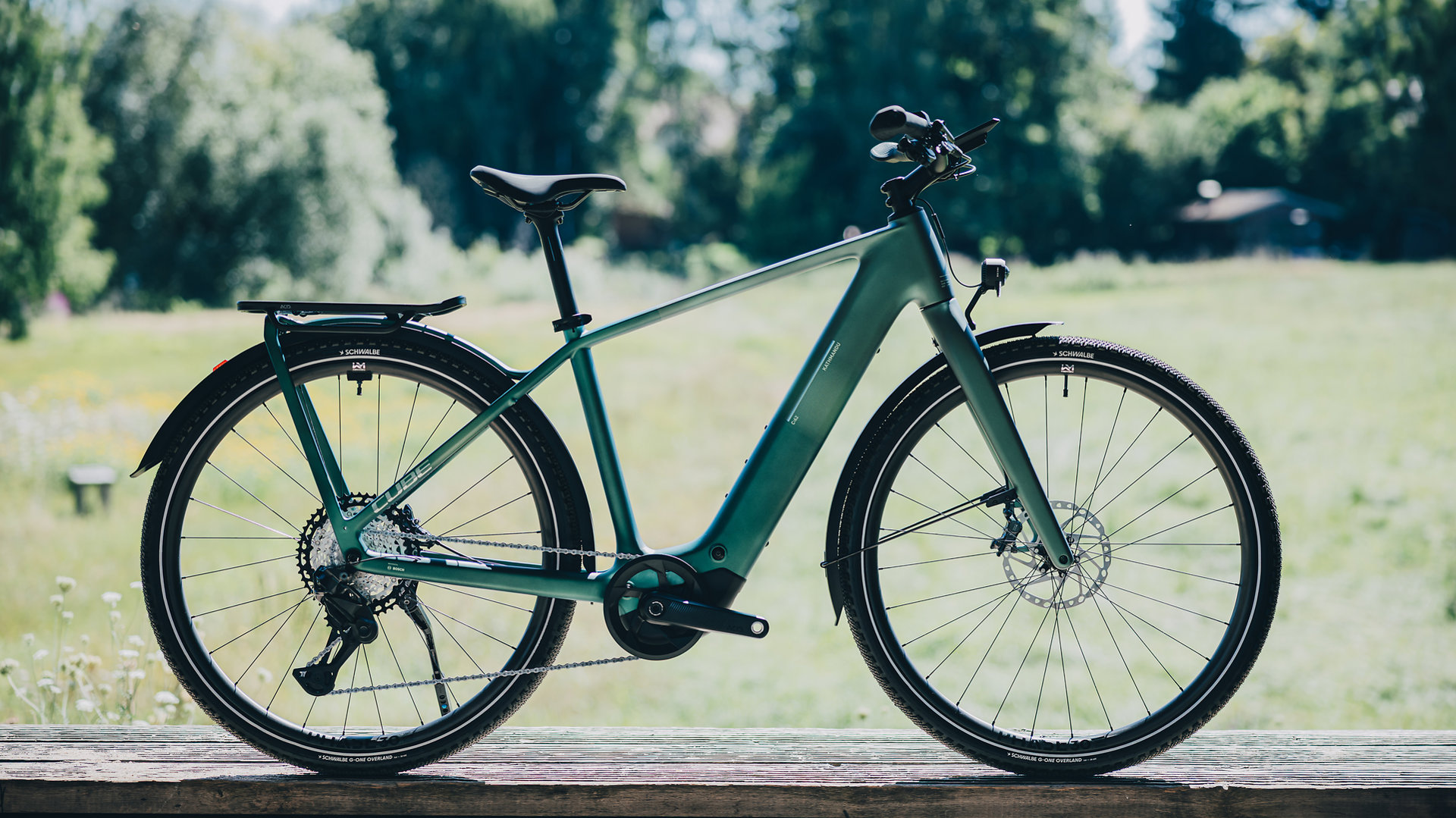 Kathmandu Hybrid C:62 SLT 400X hoge instap