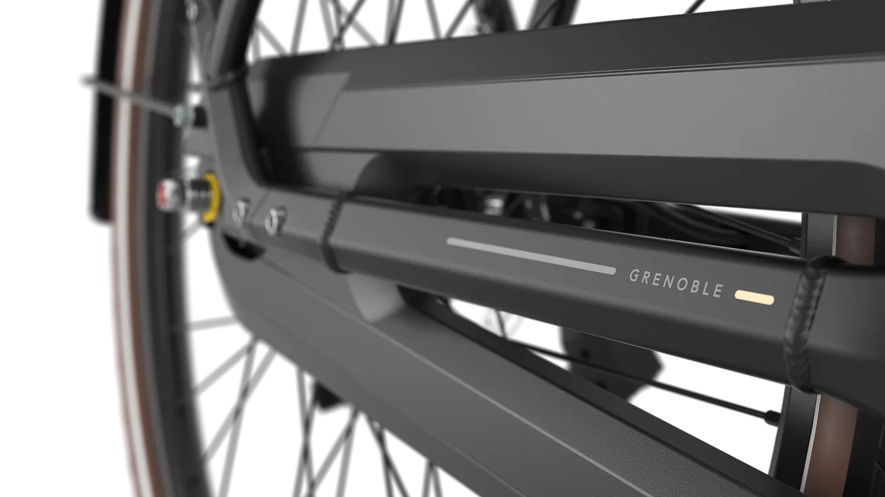 Grenoble C8+ HMB lage instap