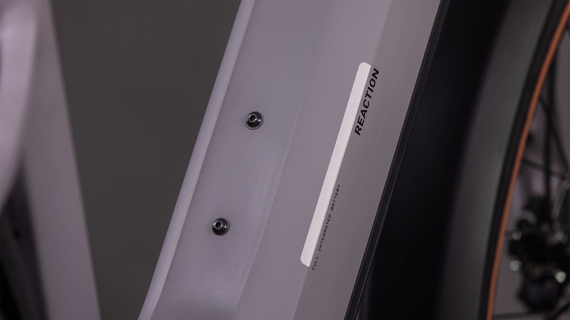 Reaction Hybrid Performance 600 FE lage instap