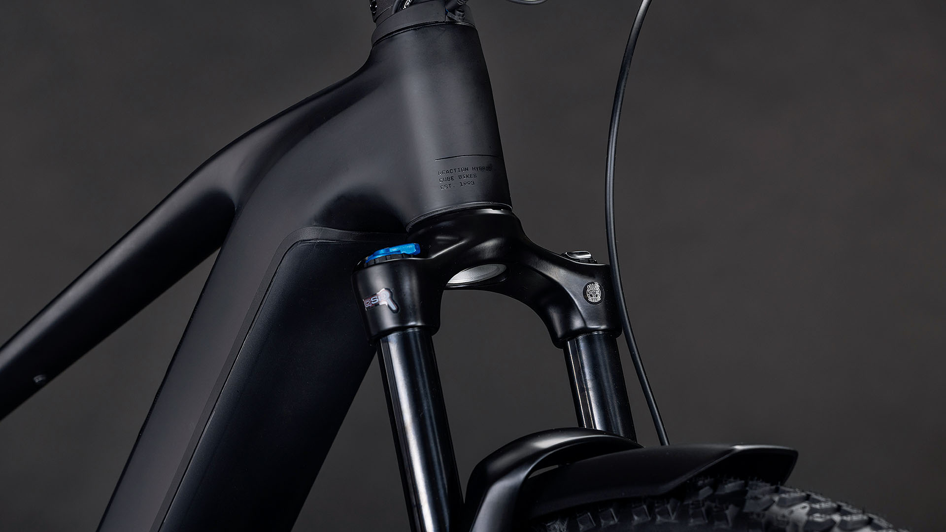 Reaction Hybrid Pro FE 800 hoge instap