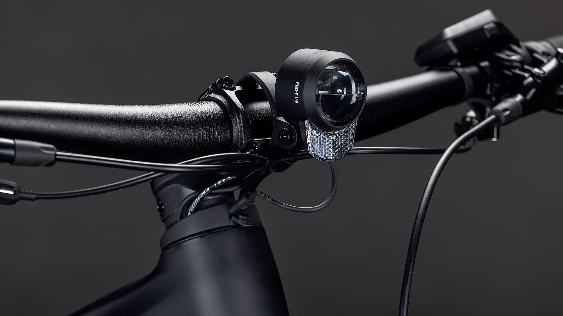 Reaction Hybrid Pro FE 800 hoge instap