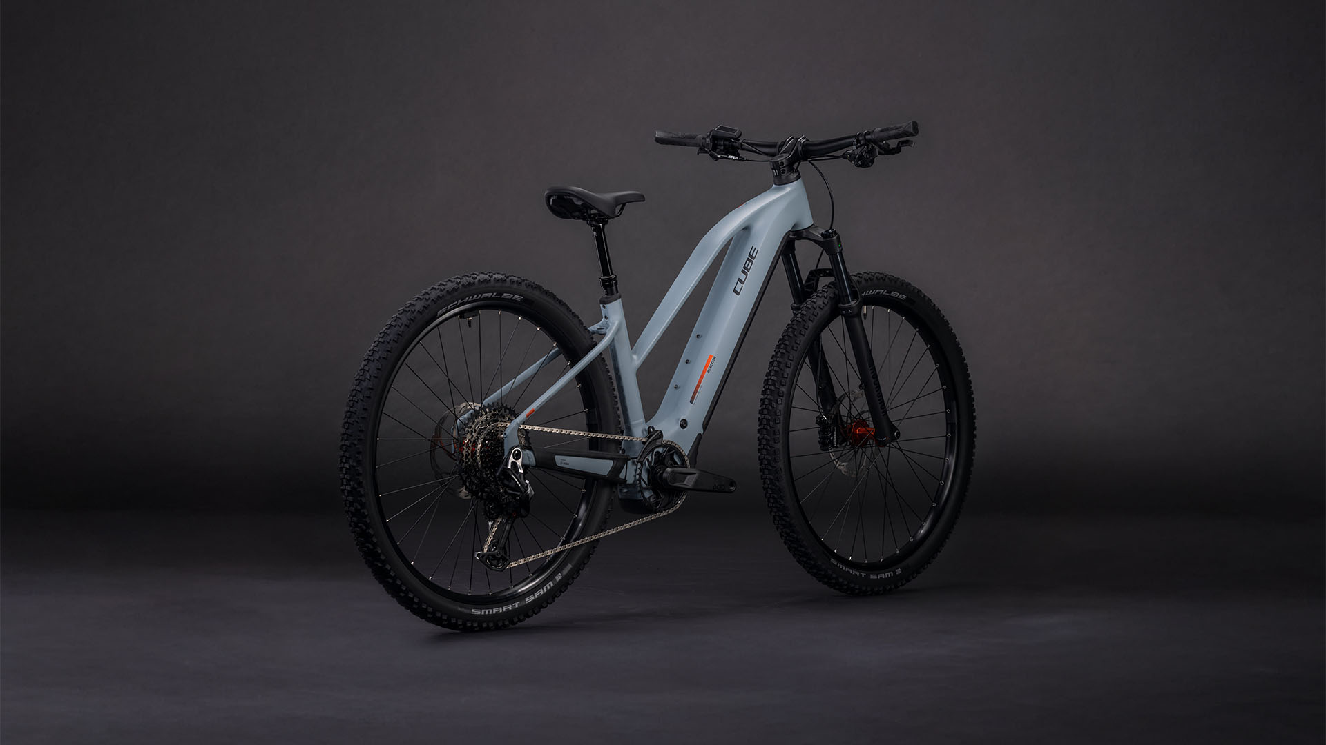 Reaction Hybrid Race 800 mixed