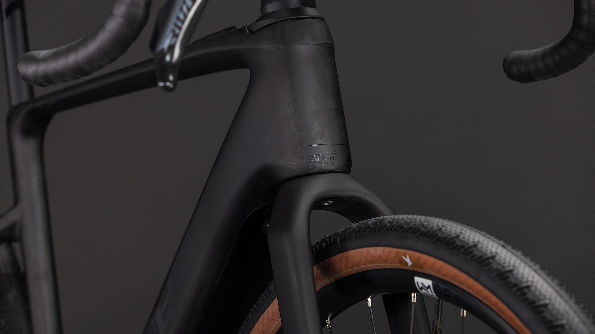 Nuroad Hybrid C:62 EXC 400X