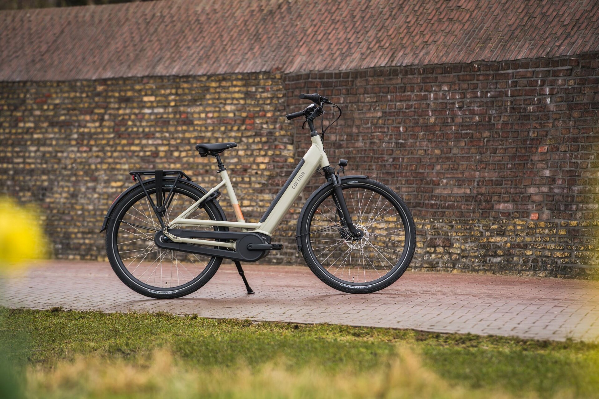 E-Fello N8 lage instap