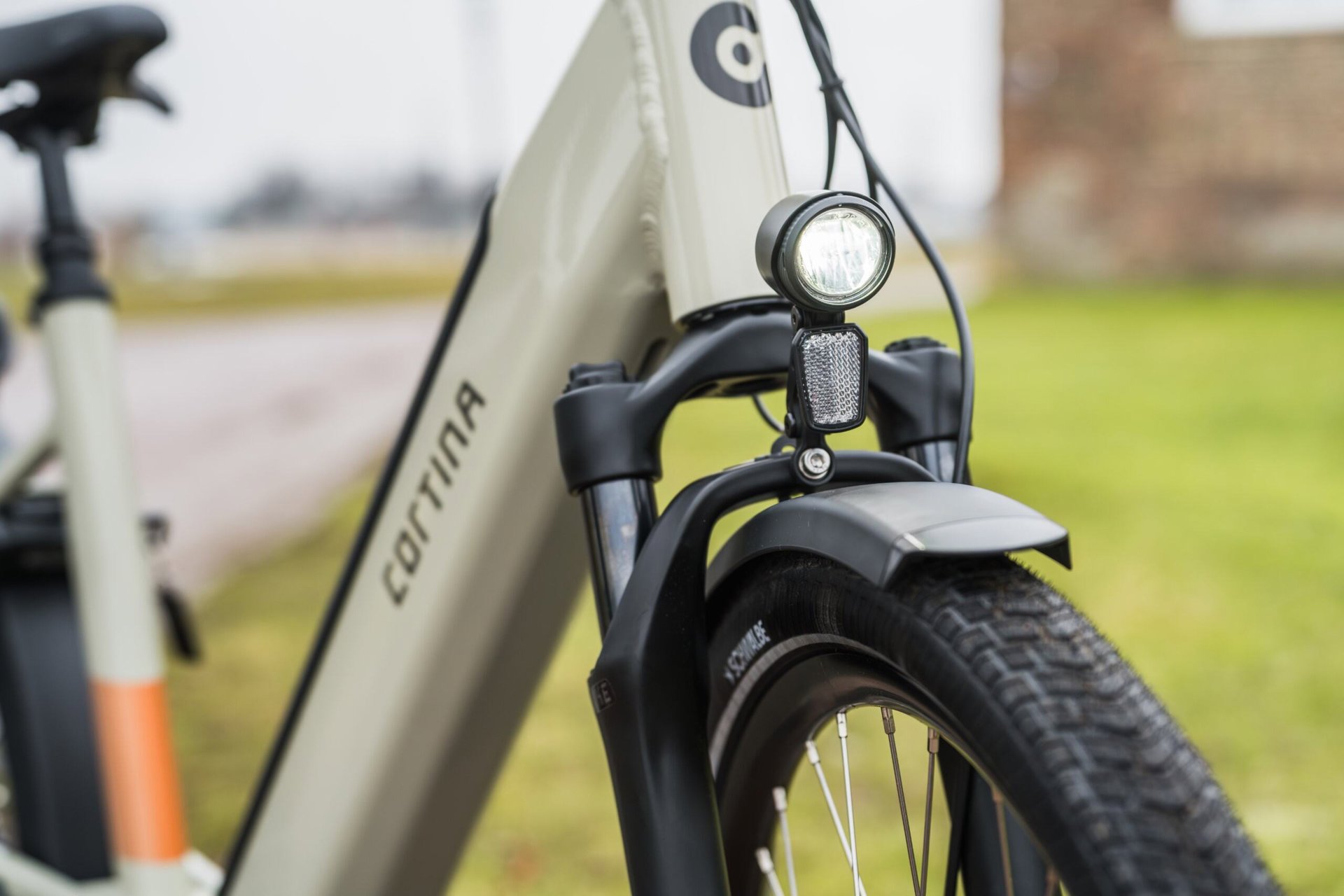 E-Fello N8 lage instap